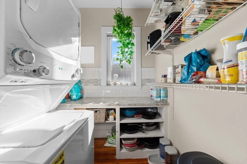 2 bed, 1 bath apartment for rent at 69 Pleasant St Unit 2, Dorchester — photo 12 of 15