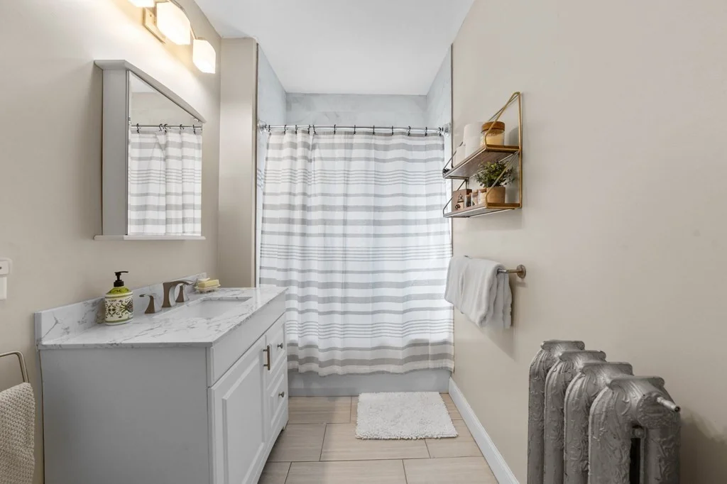 2 bed, 1 bath apartment for rent at 69 Pleasant St Unit 2, Dorchester — photo 10 of 15