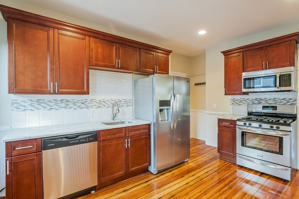 2 bed, 1 bath apartment for rent at 69 Pleasant St Unit 3, Dorchester — photo 2 of 12