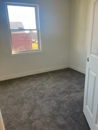 3 bed, 1 bath apartment for rent at 69 Prescott St Unit 2, Lancaster — photo 5 of 6