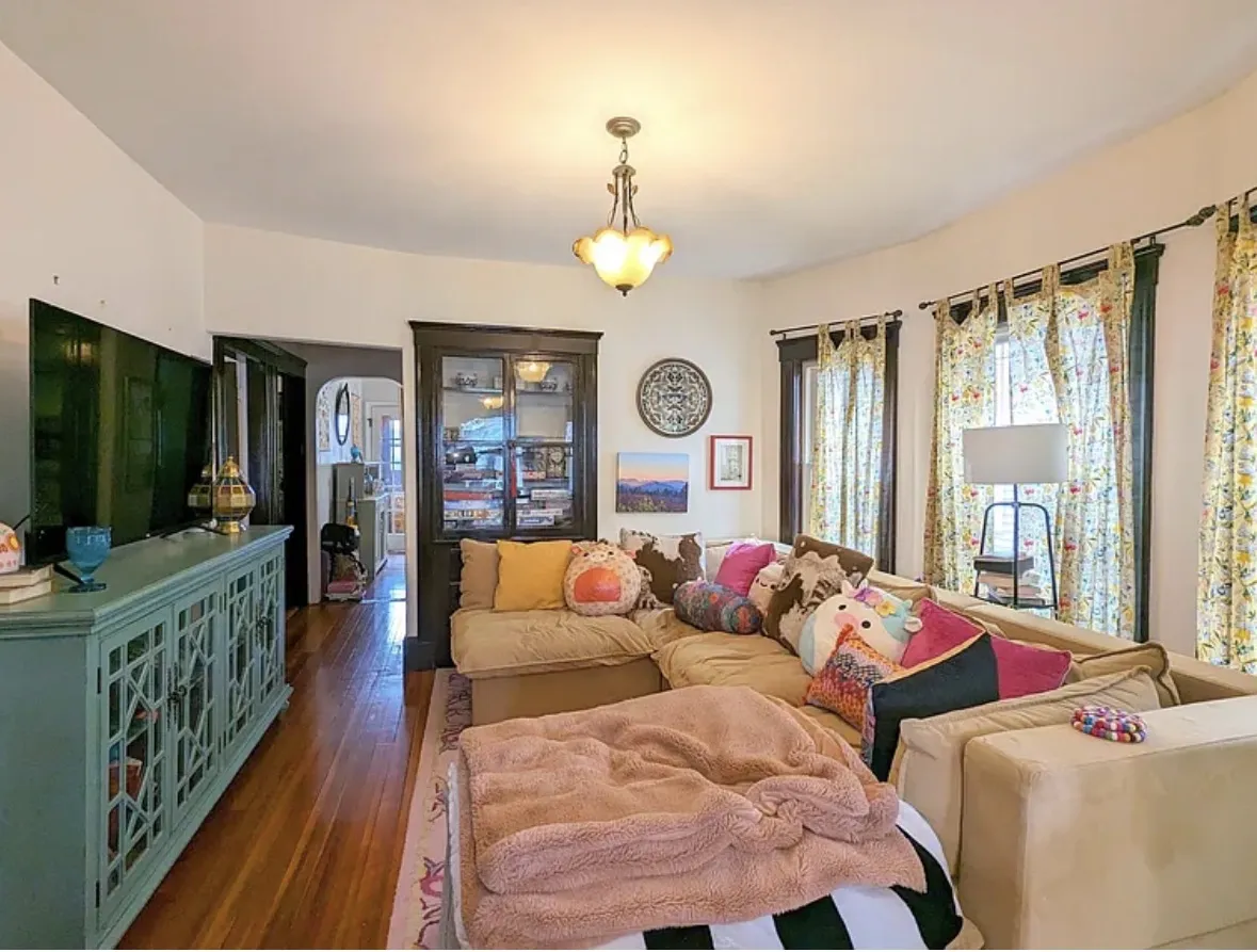 2 bed, 1 bath apartment for rent at 69 Prichard Ave Unit 1, Powder House Square — photo 4 of 17