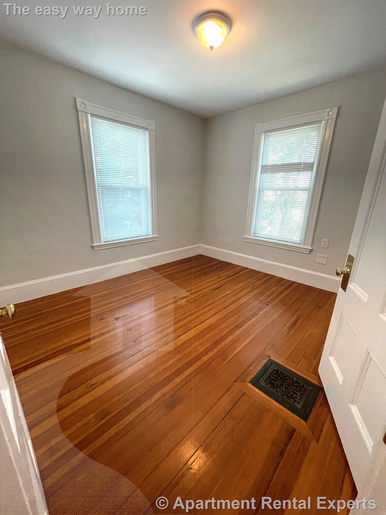 4 bed, 1 bath apartment for rent at 69 Raymond Ave Unit 3, Tufts — photo 15 of 17