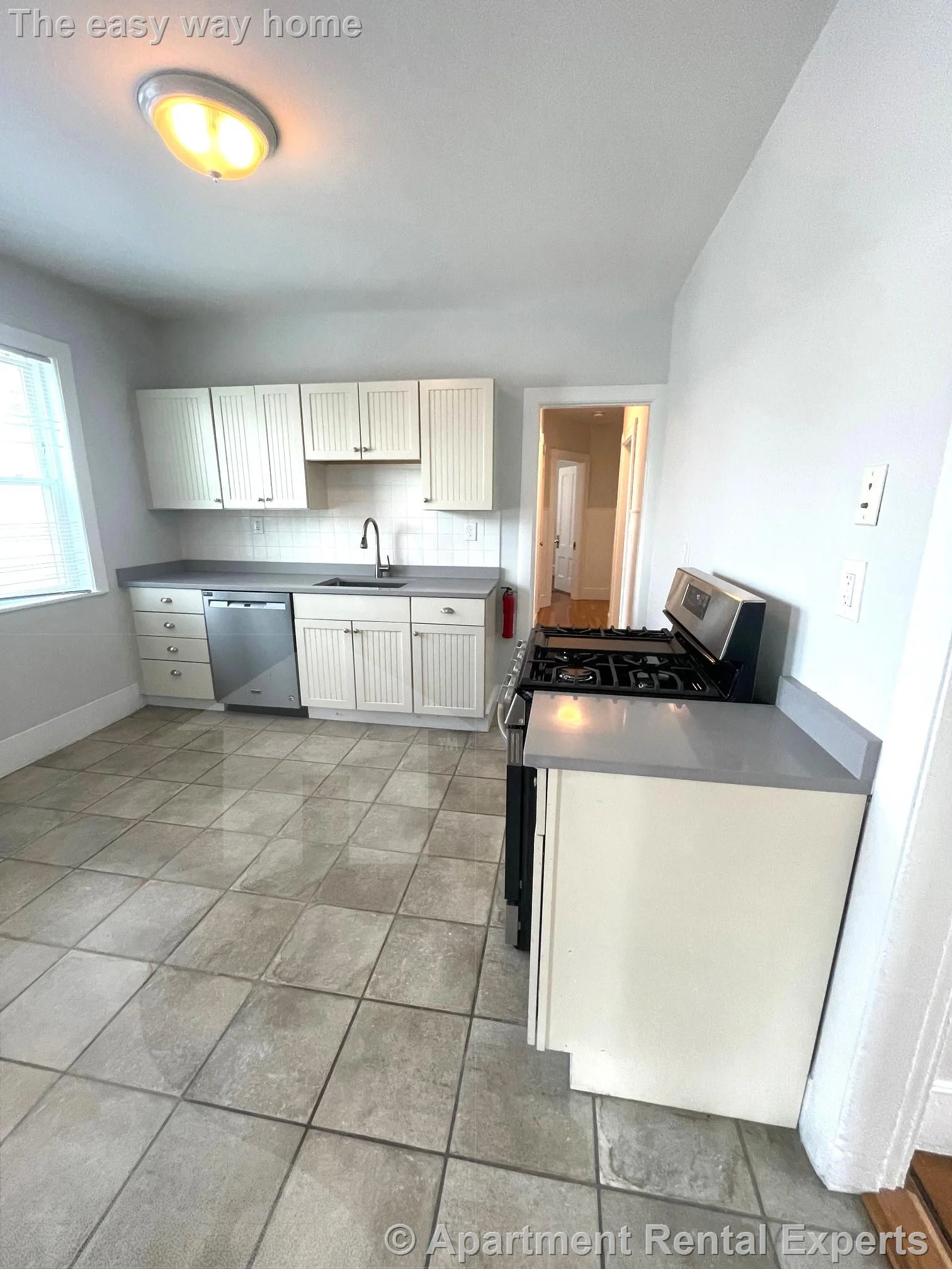 4 bed, 1 bath apartment for rent at 69 Raymond Ave Unit 3, Tufts