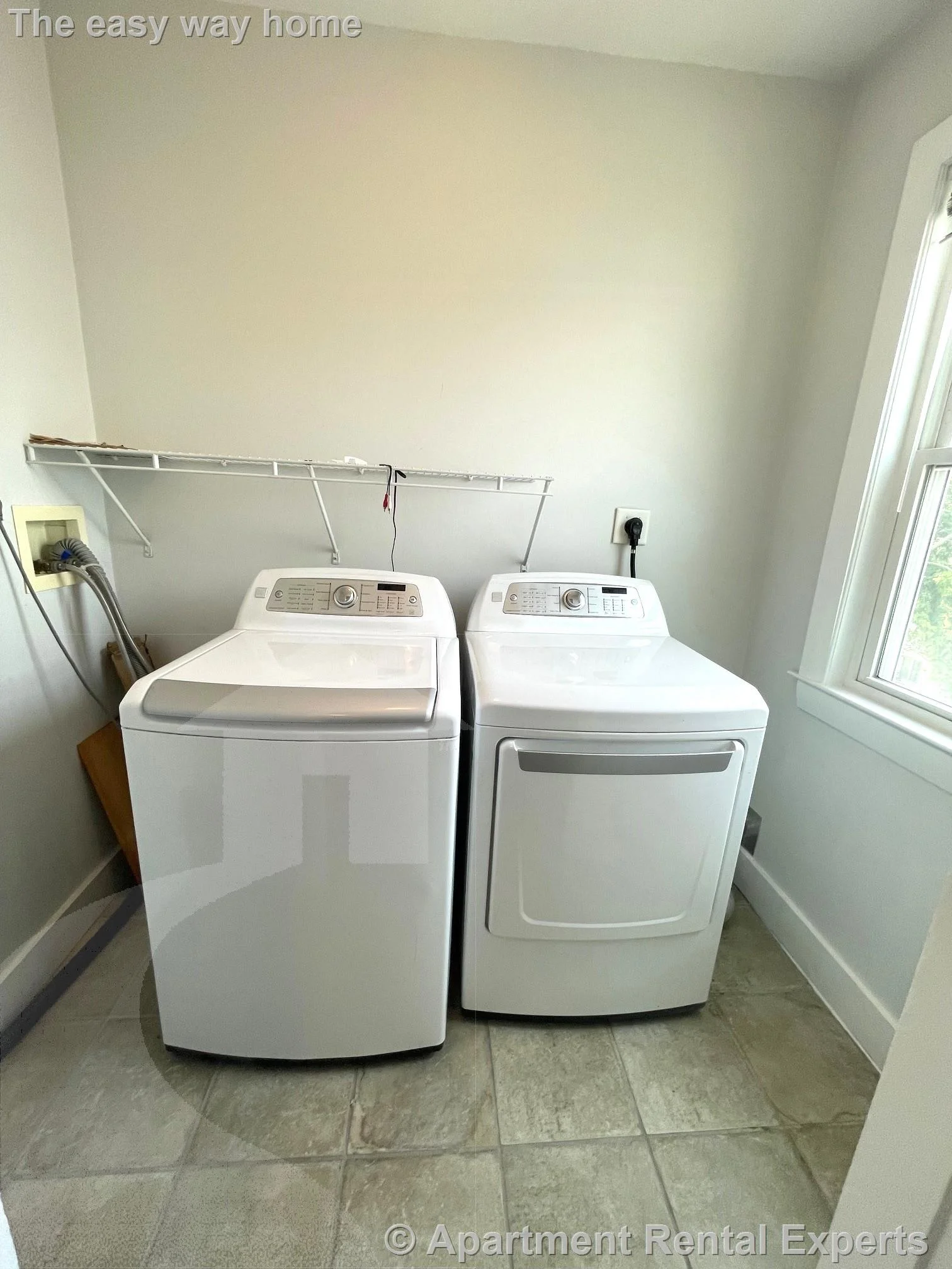 4 bed, 1 bath apartment for rent at 69 Raymond Ave Unit 3, Tufts — photo 6 of 17
