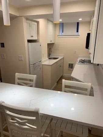 1 bed, 1 bath apartment for rent at 69 Revere St Unit G, Beacon Hill — photo 5 of 9