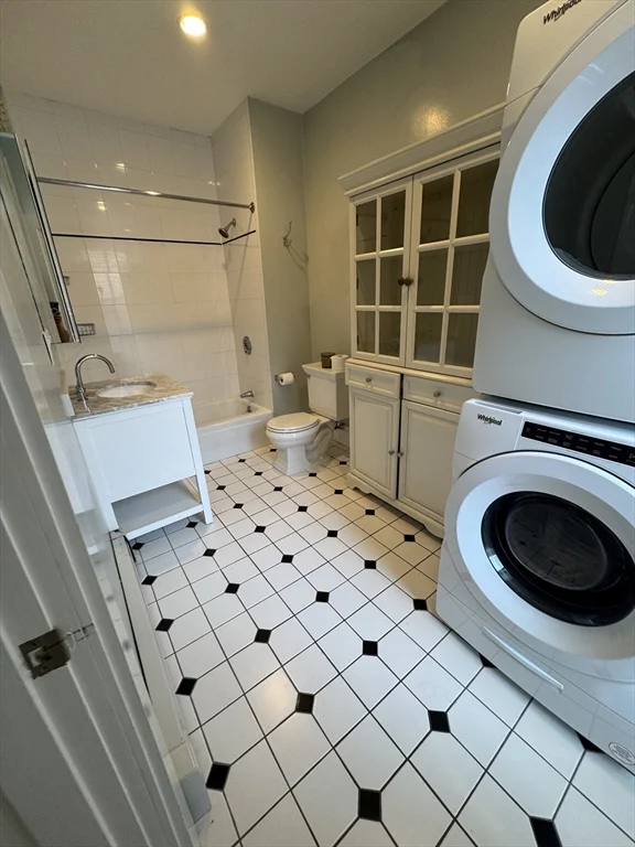 1 bed, 1 bath apartment for rent at 69 Rutland St Unit 2, South End — photo 21 of 23