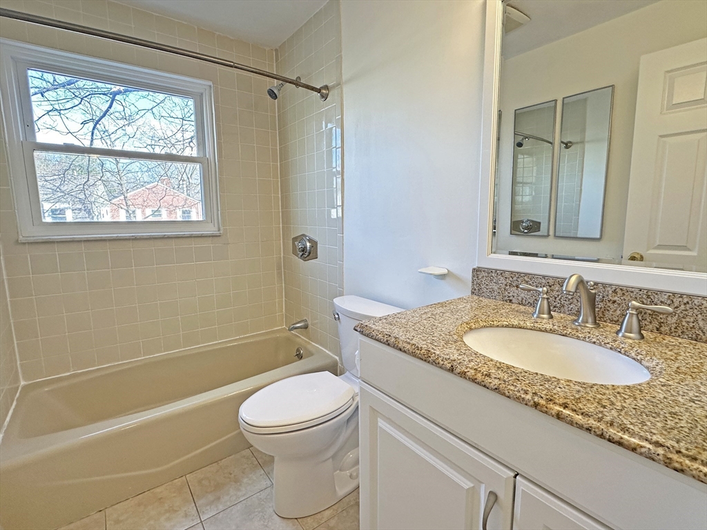 3 bed, 1 bath apartment for rent at 69 Saco St Unit 69, Newton Upper Falls — photo 12 of 19