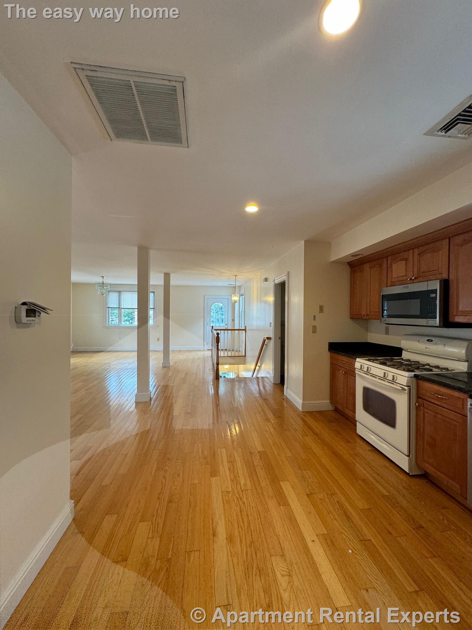 3 bed, 2 bath apartment for rent at 69 School St Unit 2, Union Square — photo 5 of 25