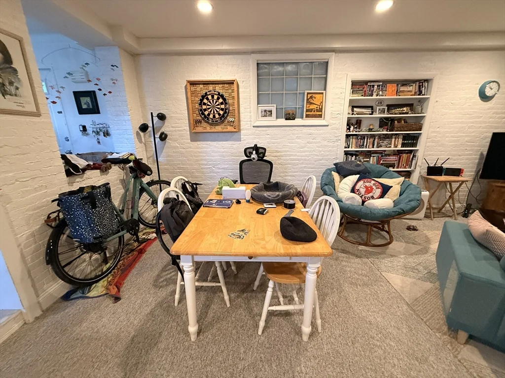 2 bed, 1 bath apartment for rent at 69 Seaverns Ave Unit 1, Jamaica Plain — photo 20 of 32