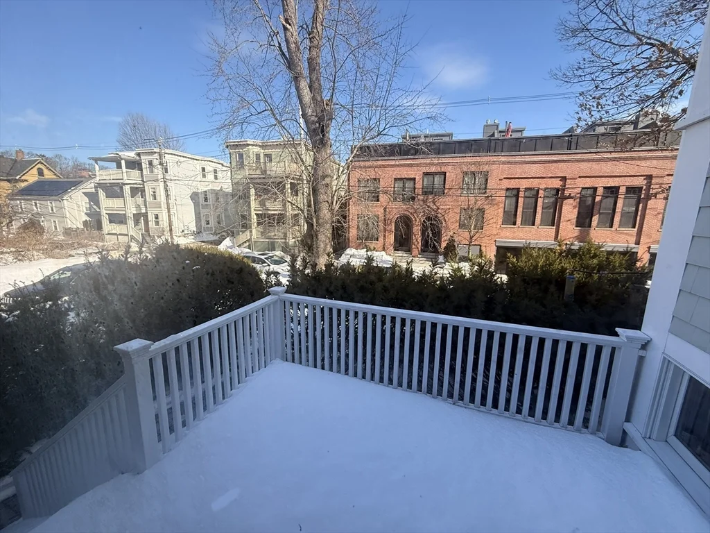 2 bed, 1 bath apartment for rent at 69 Seaverns Ave Unit 1, Jamaica Plain — photo 7 of 32