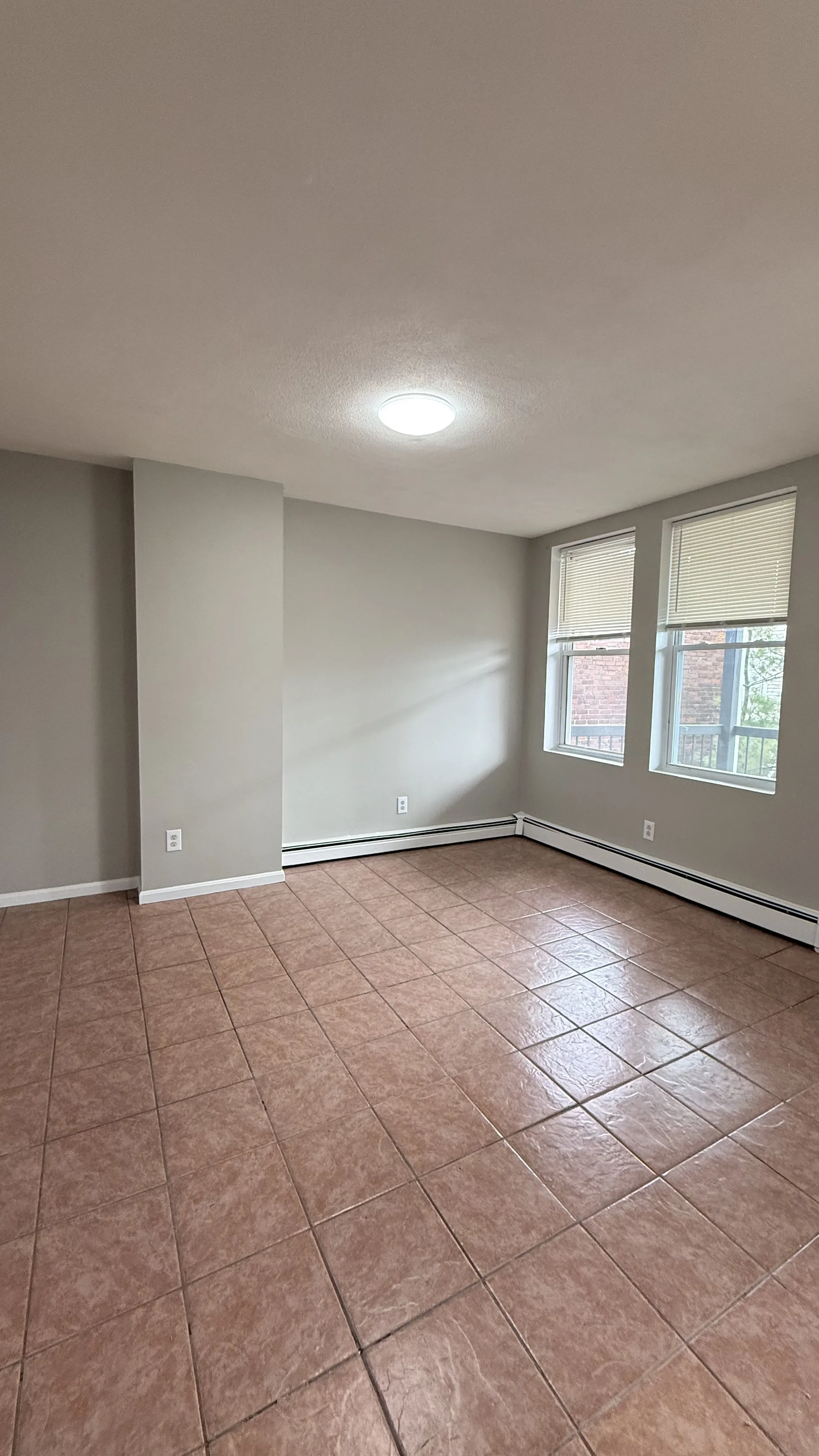 2 bed, 1 bath apartment for rent at 69 Shawmut St Unit 2, Chelsea — photo 4 of 11