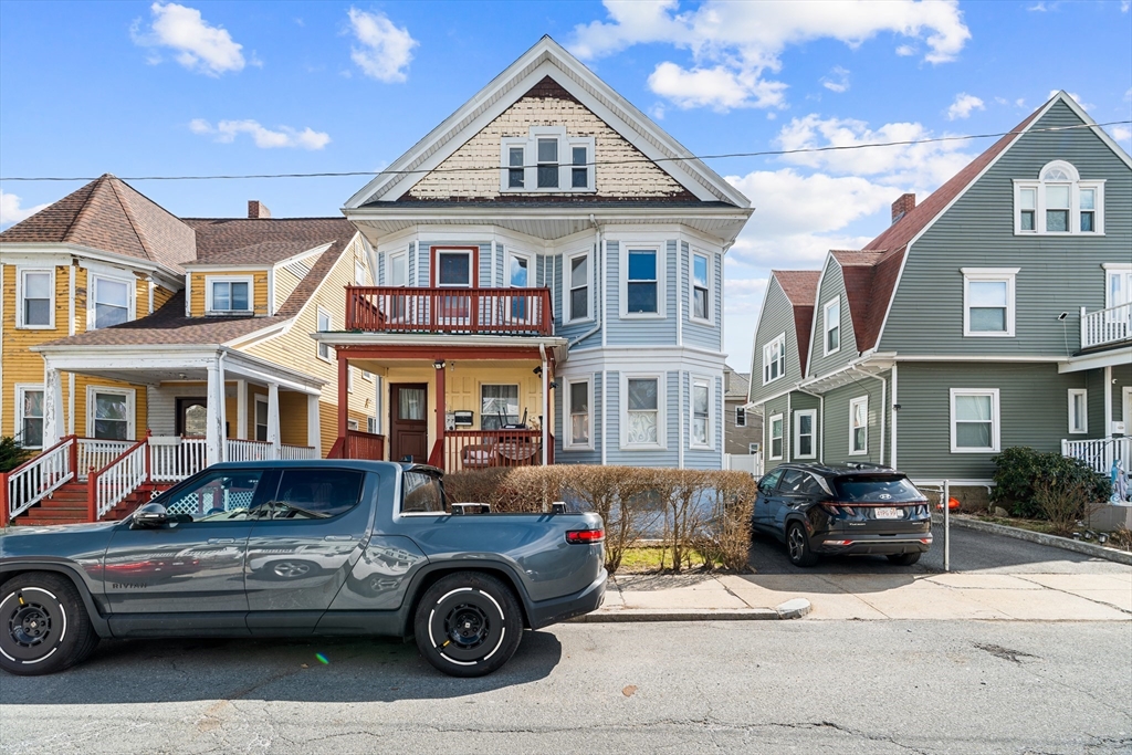 3 bed, 1 bath apartment for rent at 69 Shepton St Unit 2, Dorchester — photo 1 of 16