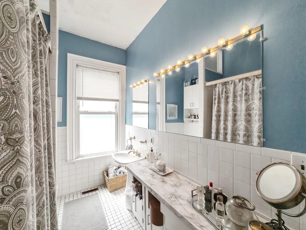 2 bed, 1 bath apartment for rent at 69 Spring Park Ave Unit 1, Jamaica Plain — photo 6 of 27