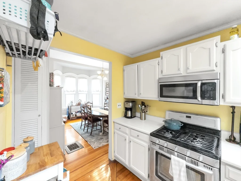 2 bed, 1 bath apartment for rent at 69 Spring Park Ave Unit 1, Jamaica Plain — photo 9 of 27