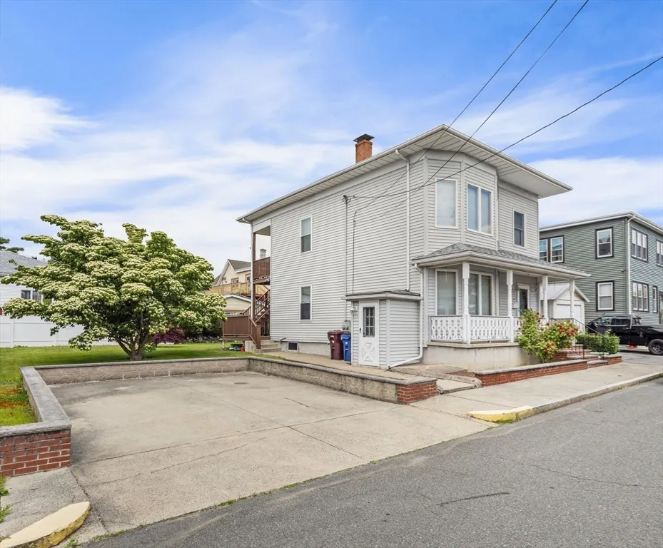 2 bed, 1 bath apartment for rent at 69 Stowers St Unit 2, Revere — photo 16 of 17