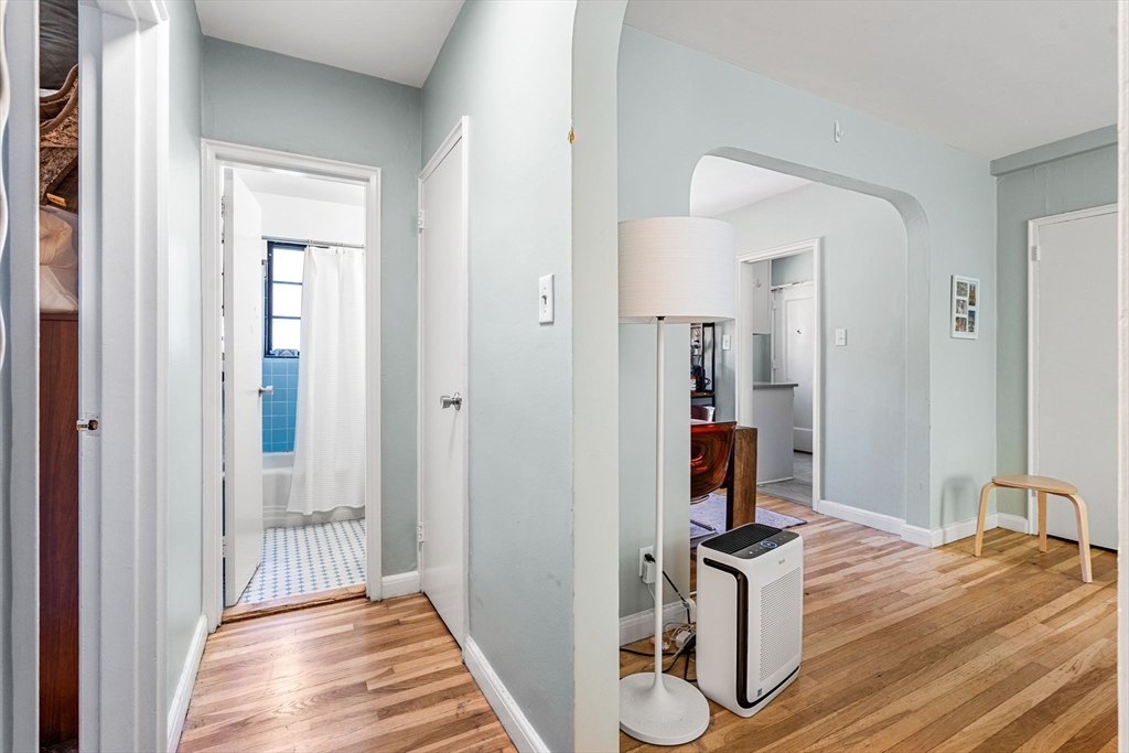 2 bed, 1 bath apartment for rent at 69 Strathmore Unit 3, Brighton — photo 11 of 16