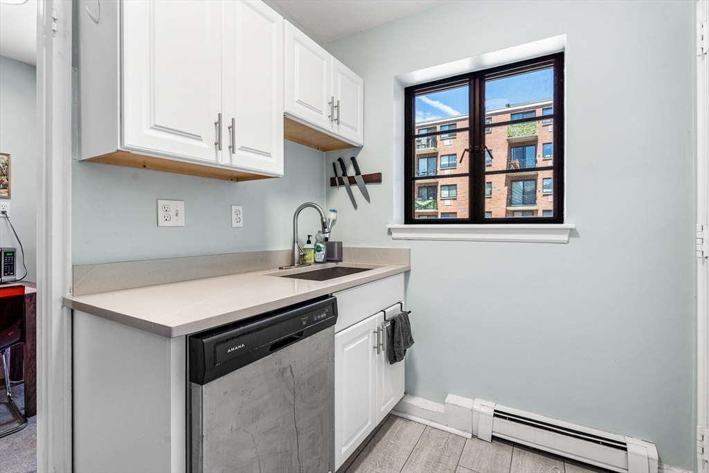 2 bed, 1 bath apartment for rent at 69 Strathmore Unit 3, Brighton — photo 9 of 16
