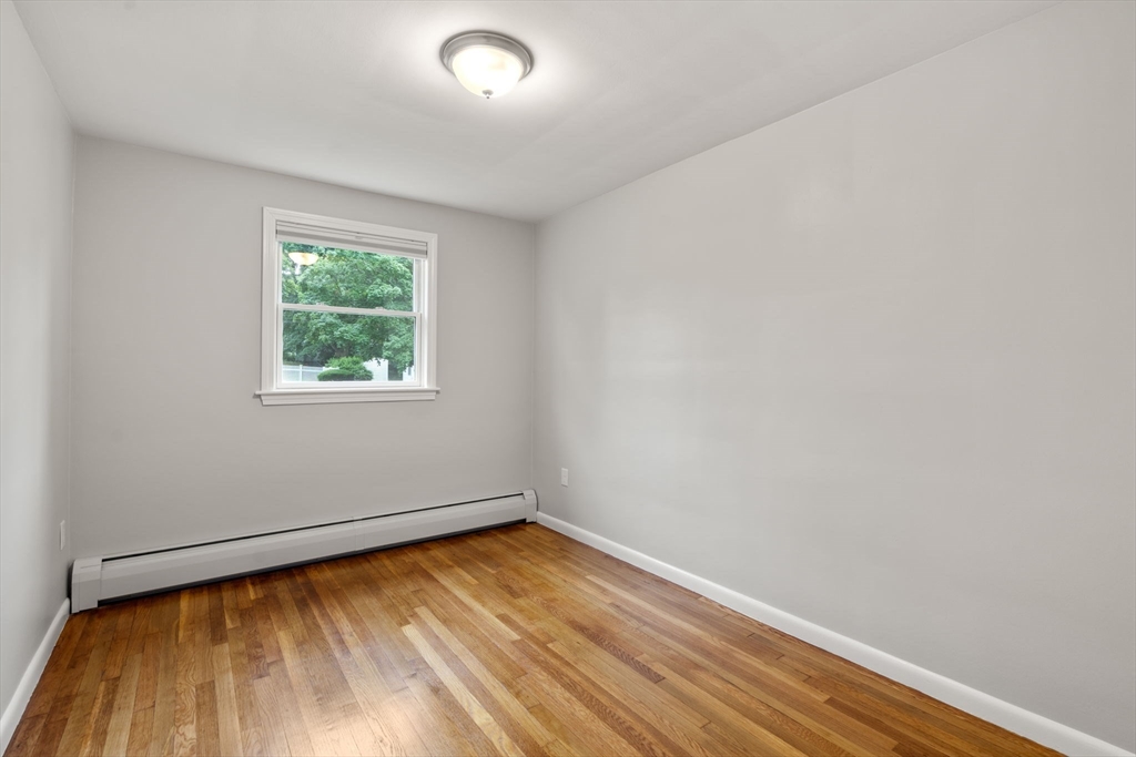 3 bed, 1 bath apartment for rent at 69 Summit Ave Unit 0, Marlborough — photo 17 of 31