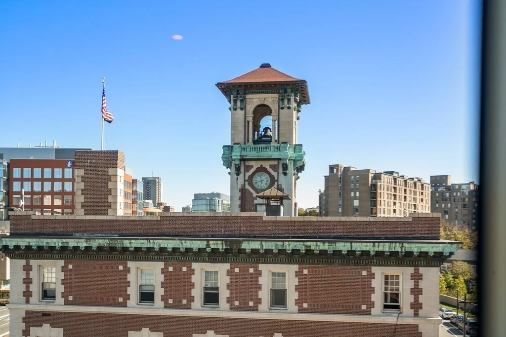2 bed, 2 bath apartment for rent at 69 Walnut St Unit 1, Brookline Village — photo 18 of 21