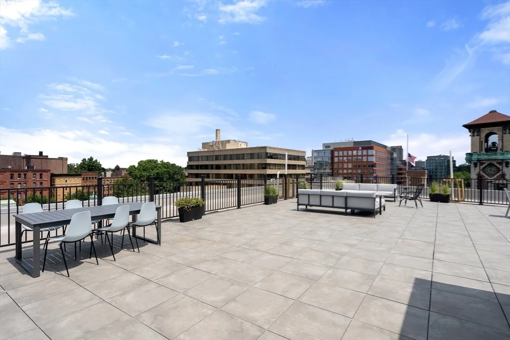 2 bed, 2 bath apartment for rent at 69 Walnut St Unit 1, Brookline Village — photo 13 of 21
