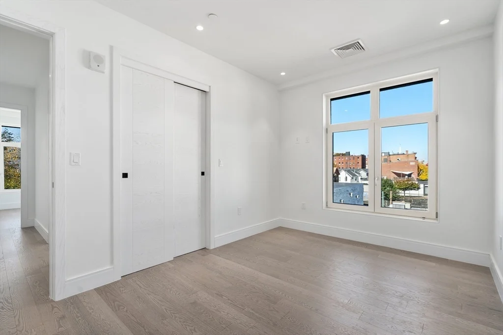 2 bed, 2 bath apartment for rent at 69 Walnut St Unit 1, Brookline Village — photo 8 of 21