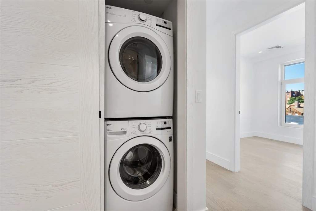 2 bed, 2 bath apartment for rent at 69 Walnut St Unit 1, Brookline Village — photo 12 of 21