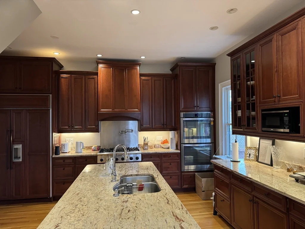 2 bed, 2 bath apartment for rent at 69 Walnut St Unit 1, Prospect Hill — photo 7 of 16
