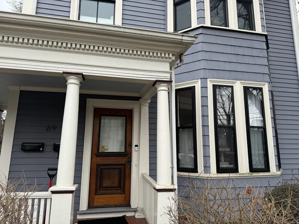 2 bed, 2 bath apartment for rent at 69 Walnut St Unit 1, Prospect Hill — photo 15 of 16