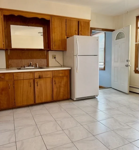2 bed, 1 bath apartment for rent at 69 Washington St Unit 2, Peabody — photo 5 of 18