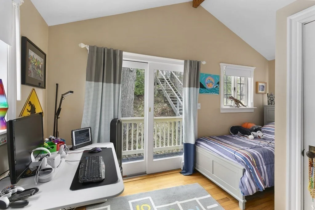 3 bed, 1 bath apartment for rent at 69 Westminster Ave, Arlington Heights — photo 10 of 11