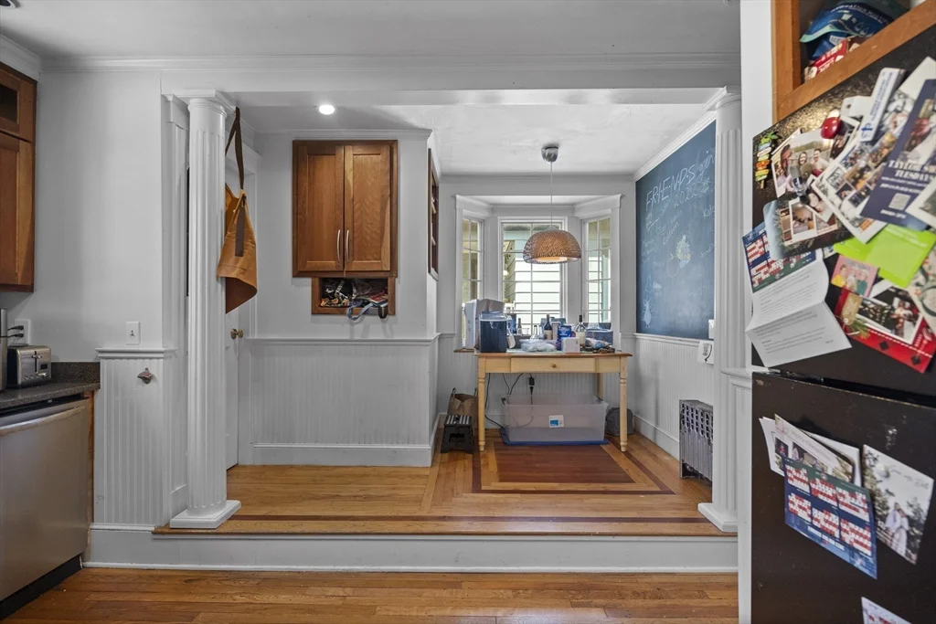 4 bed, 1 bath apartment for rent at 69 Westmoreland St Unit 2, Dorchester — photo 6 of 16