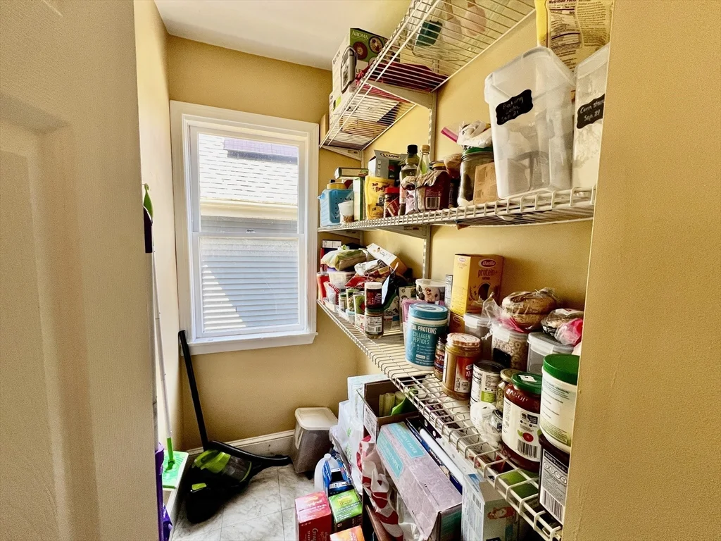 3 bed, 1 bath apartment for rent at 69 Woodlawn St Unit 2, Jamaica Plain — photo 11 of 18