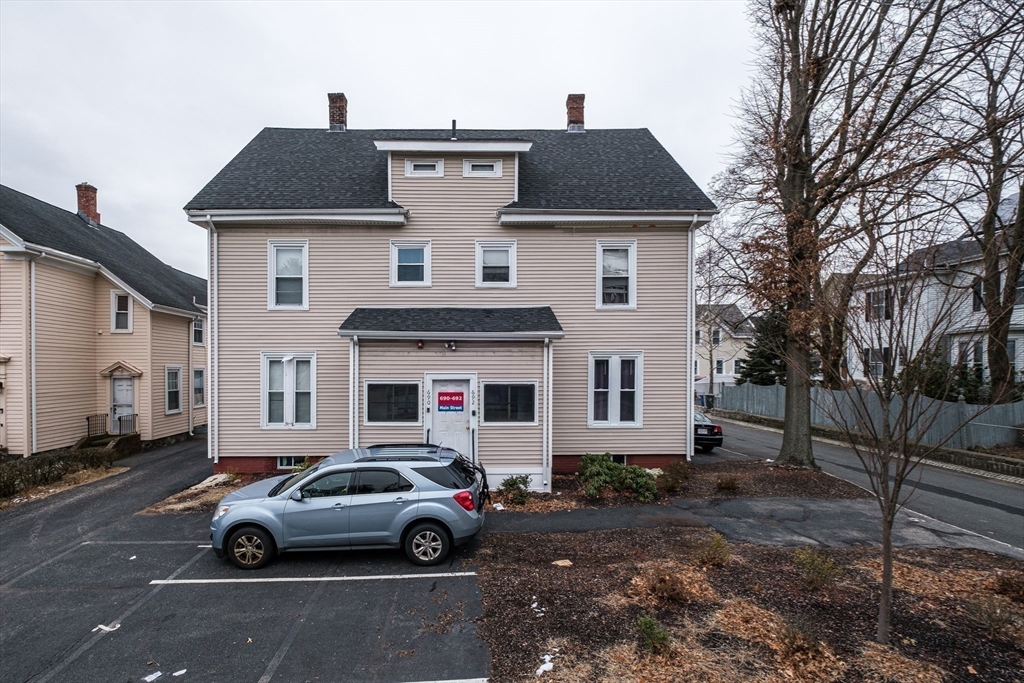 1 bed, 1 bath apartment for rent at 690-692 Main St Unit 2, Malden — photo 15 of 20
