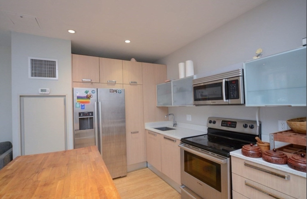 1 bed, 1 bath apartment for rent at 691 Massachusetts Ave Unit 102, Roxbury — photo 6 of 10