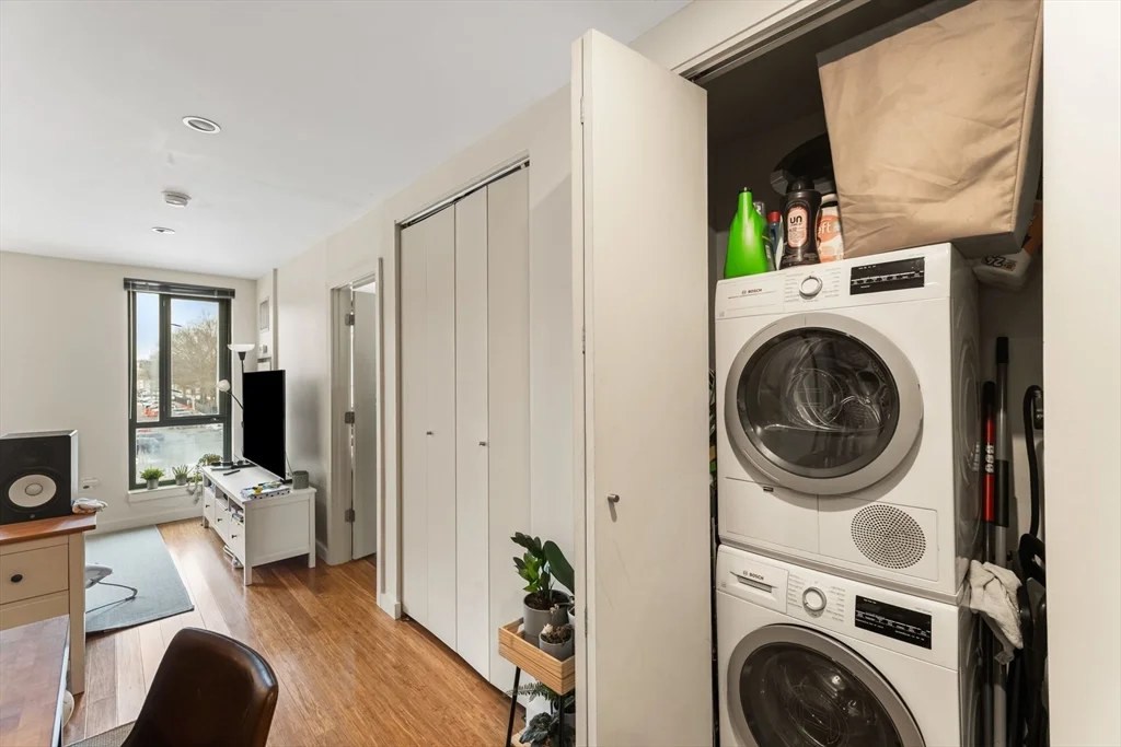 1 bed, 1 bath apartment for rent at 691 Massachusetts Ave Unit 304, South End — photo 22 of 30
