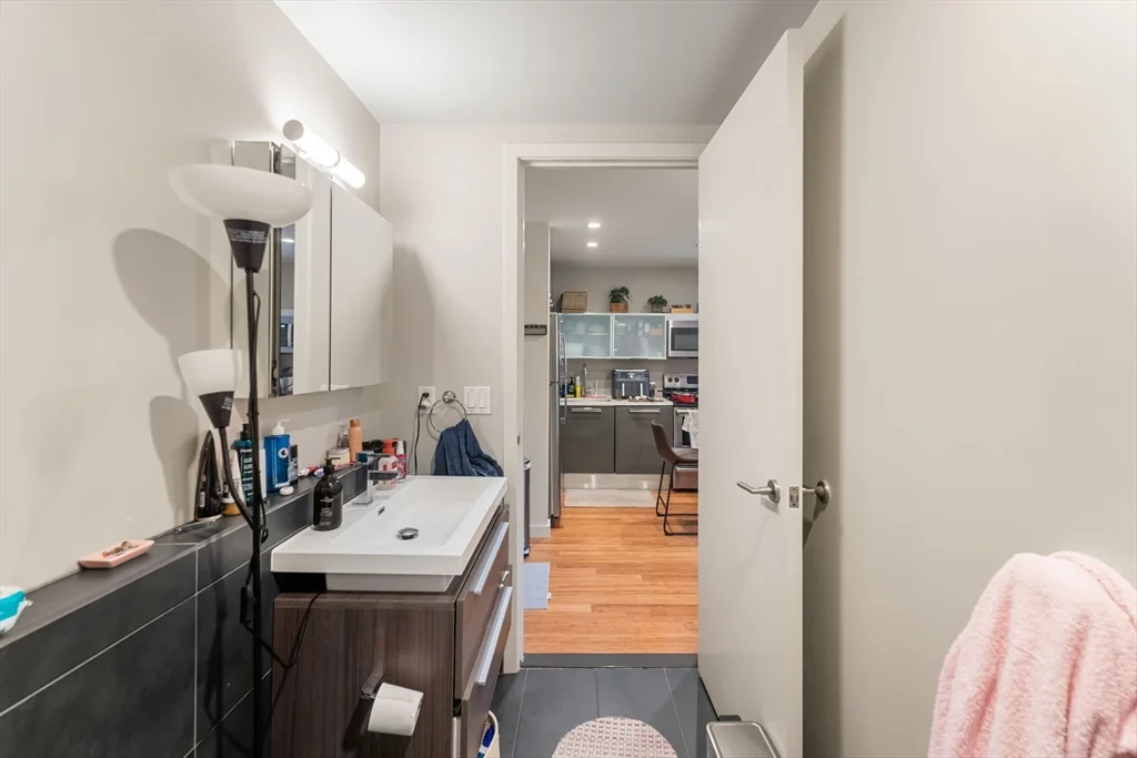 1 bed, 1 bath apartment for rent at 691 Massachusetts Ave Unit 304, South End — photo 16 of 30