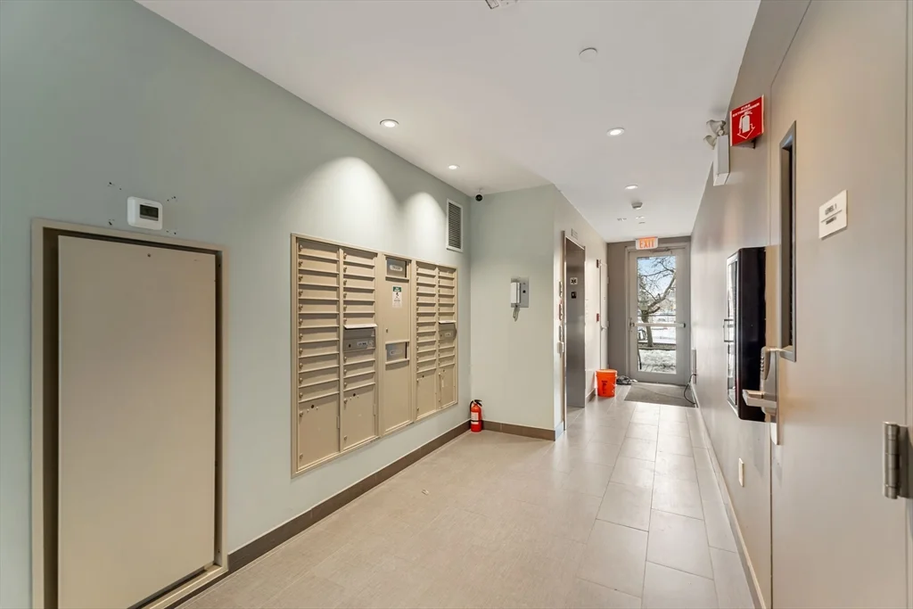 1 bed, 1 bath apartment for rent at 691 Massachusetts Ave Unit 304, South End — photo 23 of 30
