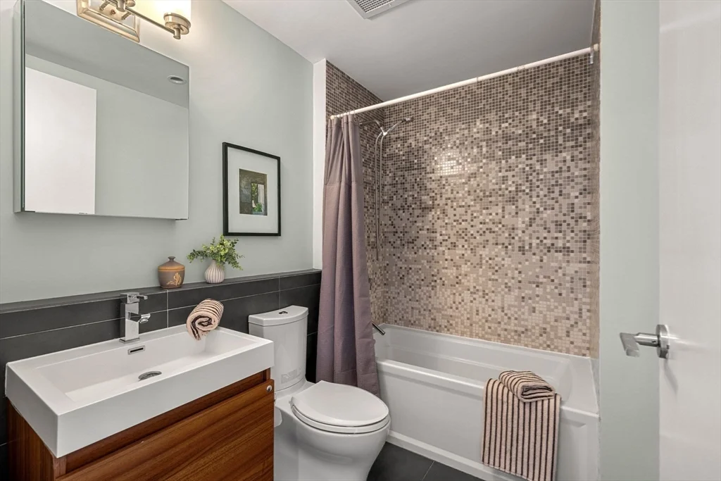 2 bed, 1 bath apartment for rent at 691 Massachusetts Ave Unit 507, Roxbury — photo 8 of 11