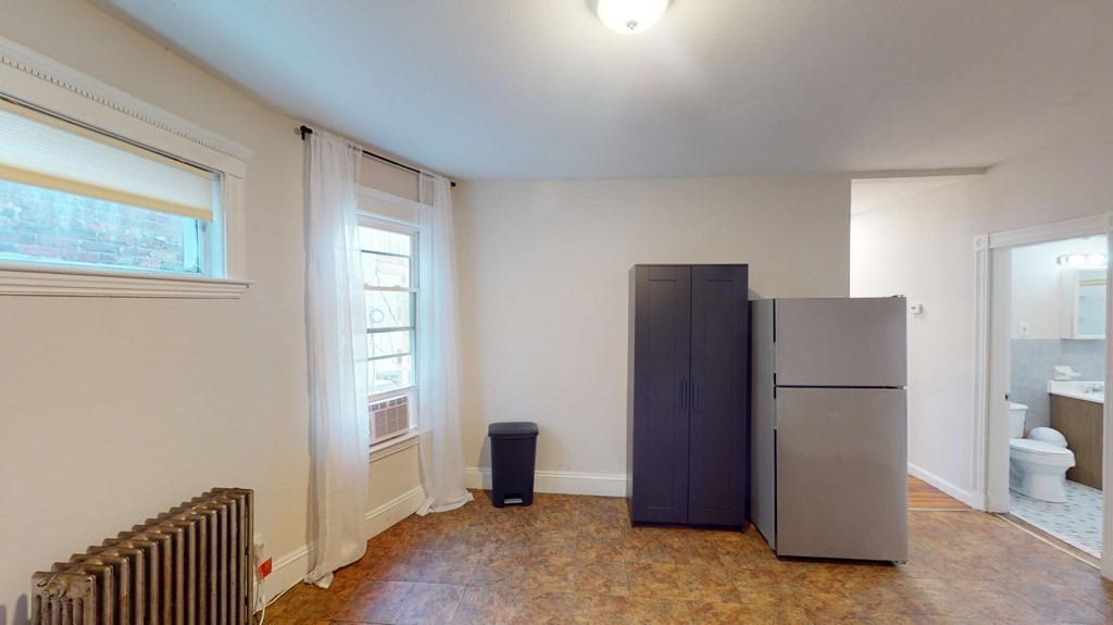 2 bed, 1 bath apartment for rent at 692 Columbia Rd Unit 1, Dorchester — photo 4 of 14