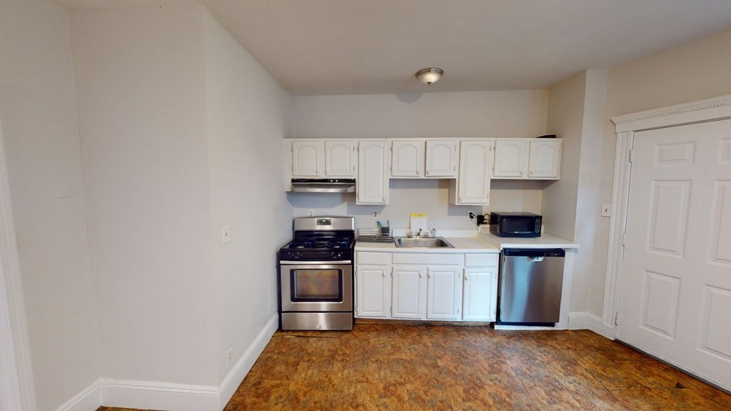 2 bed, 1 bath apartment for rent at 692 Columbia Rd Unit 1, Dorchester — photo 1 of 14
