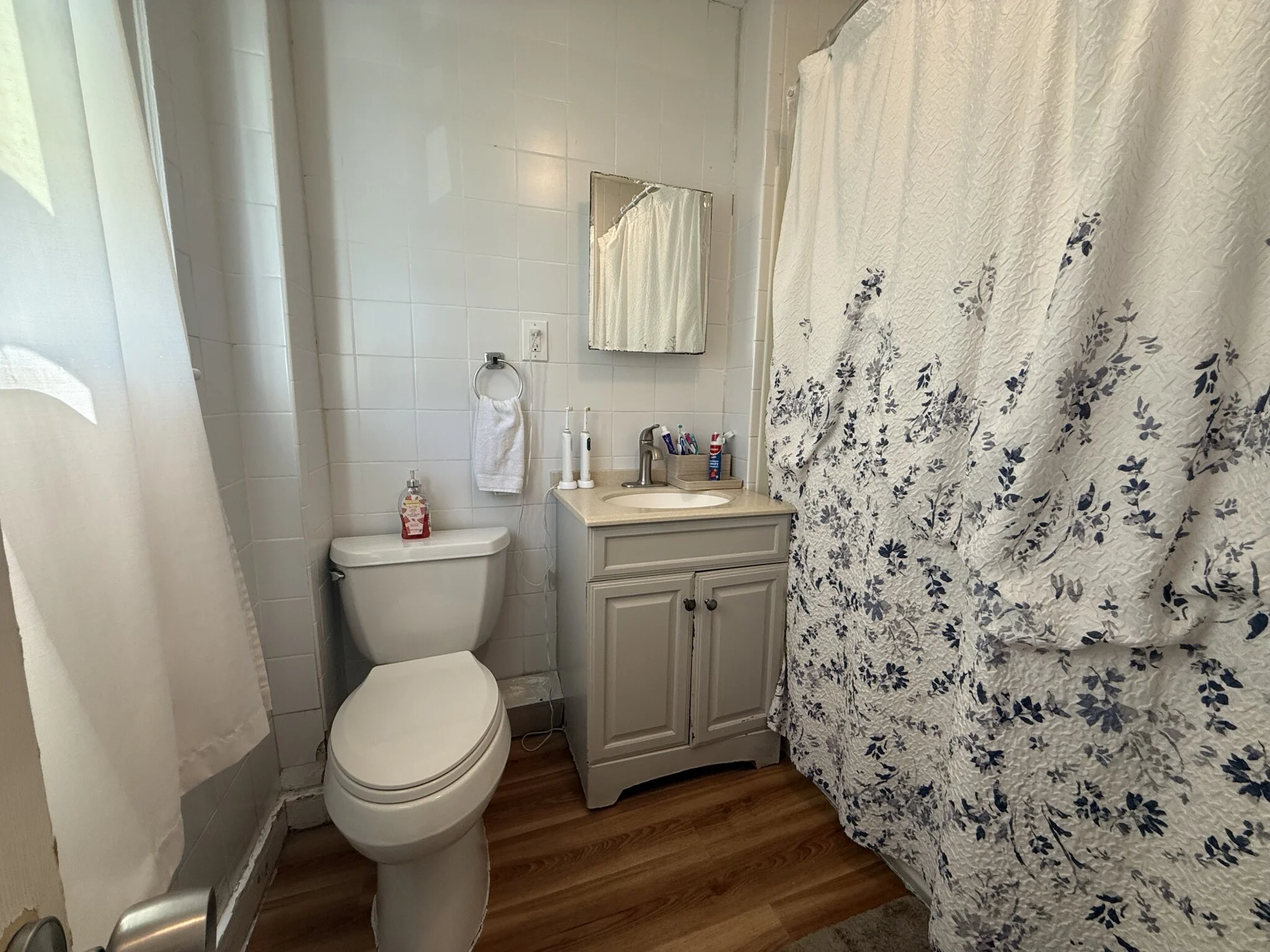 3 bed, 1 bath apartment for rent at 692 Moody St Unit 2, South Side — photo 11 of 11