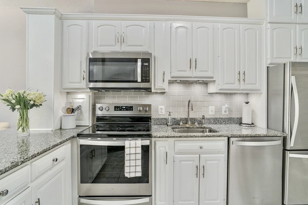 2 bed, 2 bath apartment for rent at 693 East 8th St Unit 1, South Boston