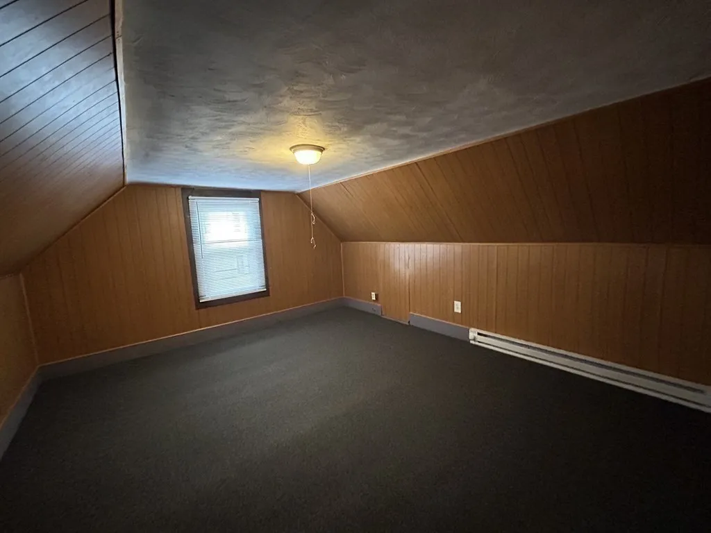 4 bed, 1 bath apartment for rent at 694 Lakeview Ave Unit 3, Lowell — photo 13 of 19