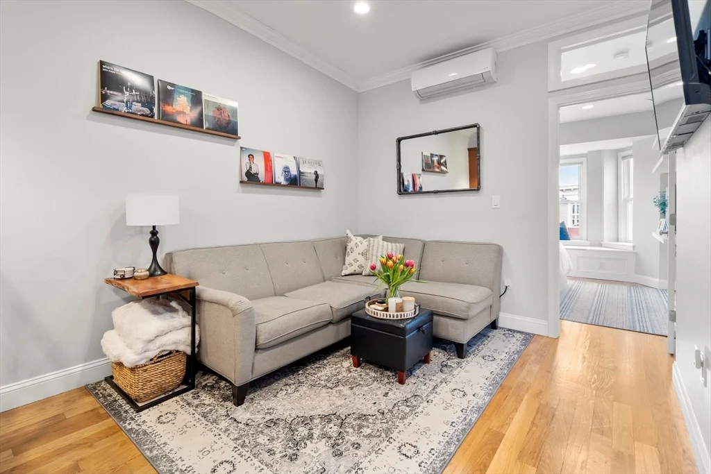 2 bed, 1 bath apartment for rent at 695 E 8th St Unit 3, South Boston — photo 6 of 29