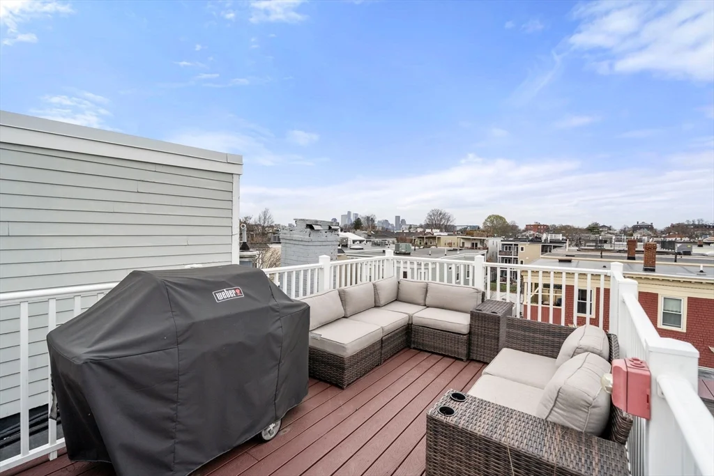 2 bed, 1 bath apartment for rent at 695 E 8th St Unit 3, South Boston — photo 19 of 29