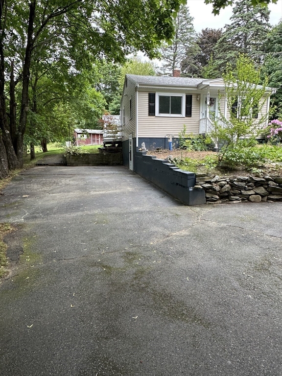 2 bed, 1 bath apartment for rent at 695 South St East, Raynham — photo 2 of 12