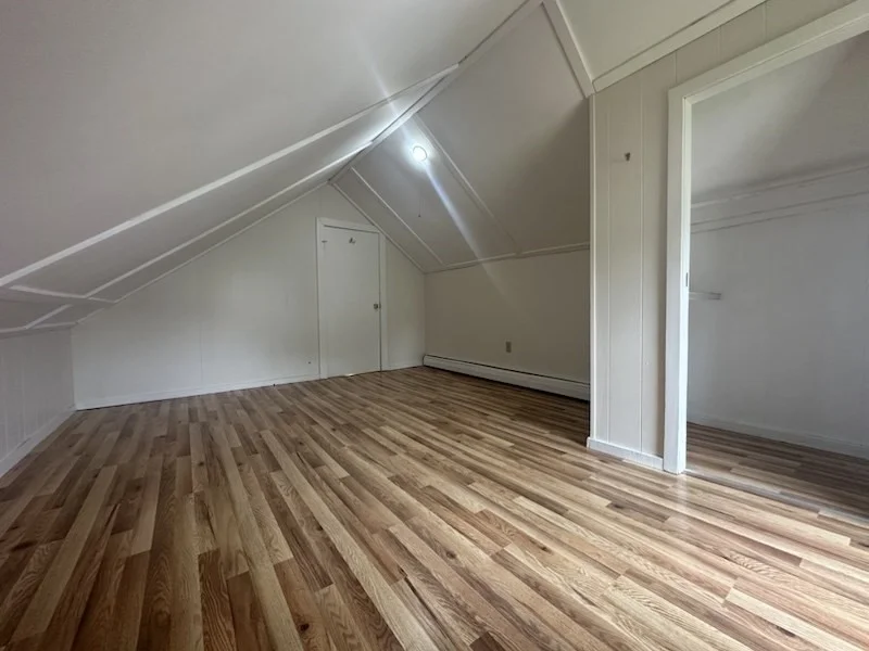 4 bed, 1 bath apartment for rent at 697 Main St Unit 3, Amherst — photo 13 of 15