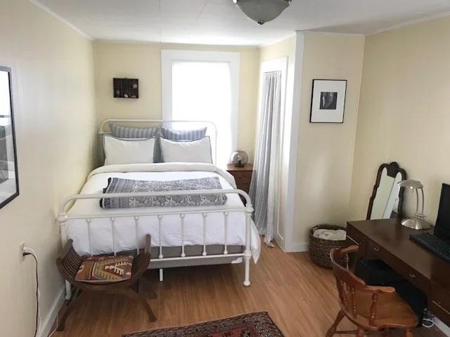 1 bed, 1 bath apartment for rent at 697 Main St Unit 4, Amherst — photo 1 of 5