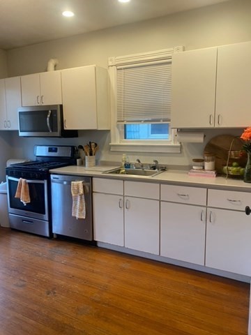3 bed, 1 bath apartment for rent at 699 7th St Unit 1, South Boston — photo 7 of 15