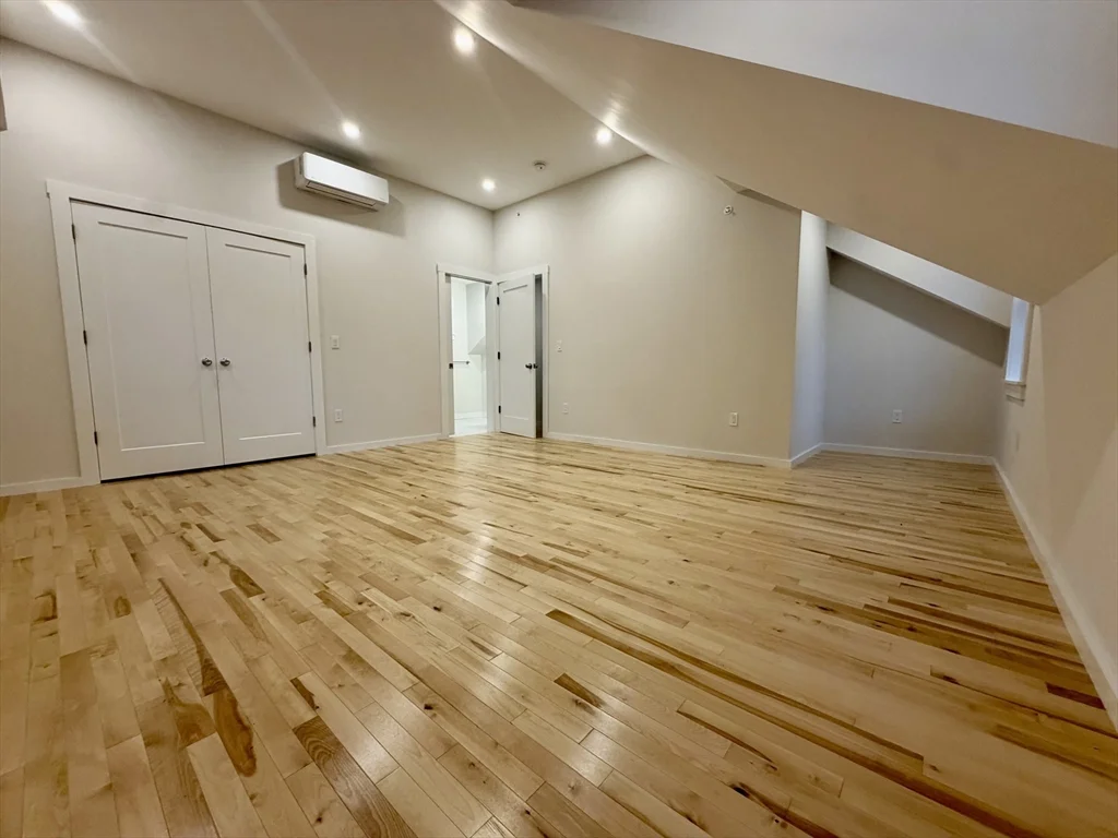 3 bed, 2 bath apartment for rent at 69R Orchard St Unit 69R, Medford — photo 12 of 14